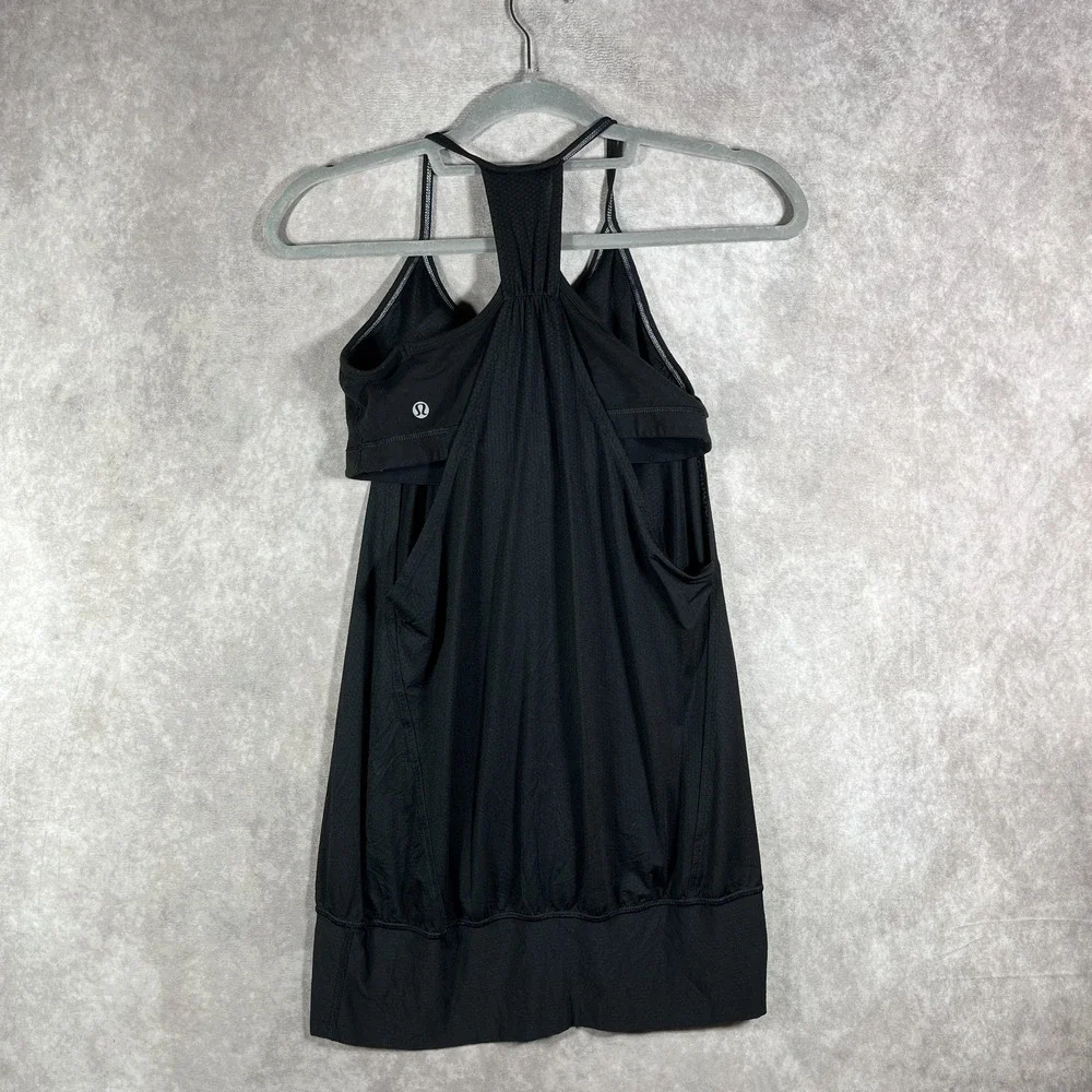 Lululemon No Limits Tank Top Womens 8 Black Racerback Shelf Bra Yoga Gym LW1575S